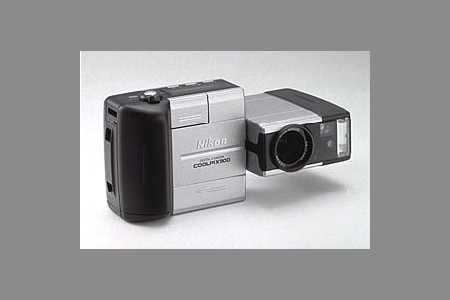 Nikon Coolpix 900